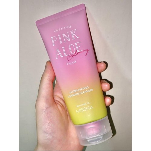 MISSHA- Spumă demachiantă cu aloe roz, Premium Pink Aloe pH Balancing Foaming Cleanser 140 ml